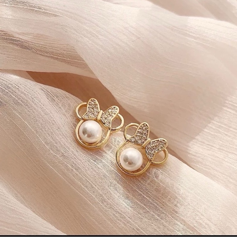 Minnie Mouse Earrings